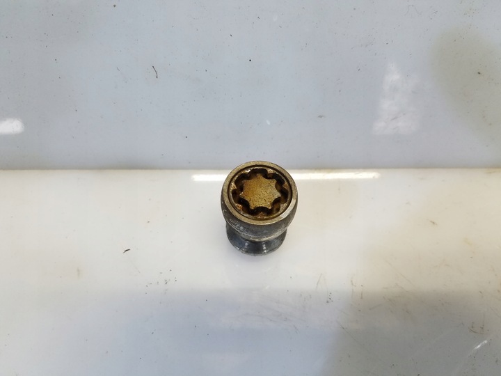 фото №8, Гайка гвинти złodziejka złodziejki kia ceed ii