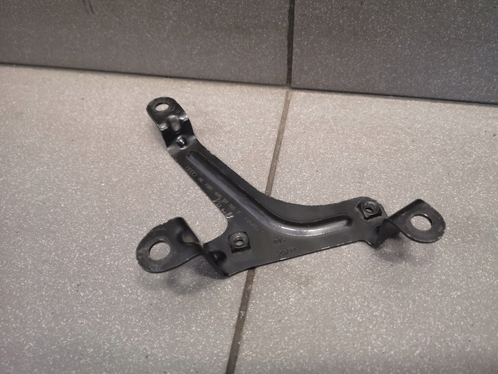 фото №8, Держатель крепление клапана audi a8 d4 4h0121305f