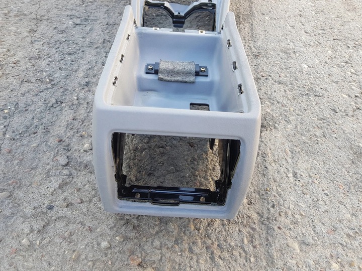 фото №10, Тунель середній капот сірий оригінал 8 125 555 bmw 7 e38 дорестайлінг європа