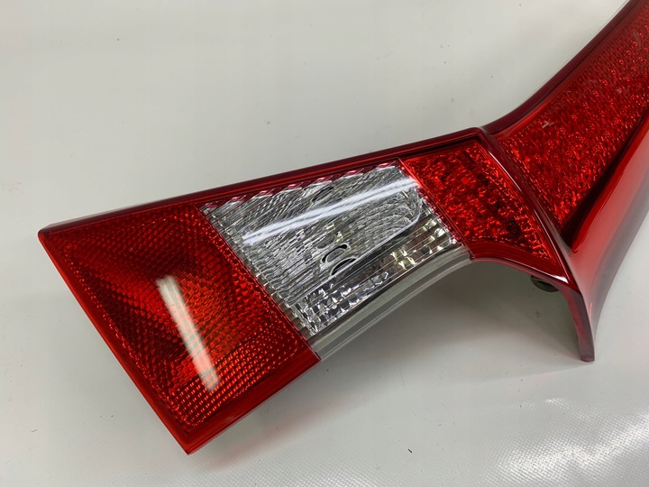 фото №2, Volvo v70 xc70 лампа праві зад