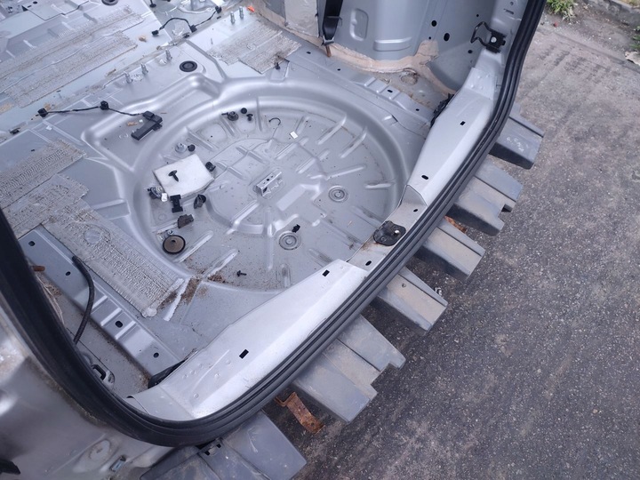 фото №8, Pas задній ванна багажника ford kuga mk2 2012-2019 колір 0d