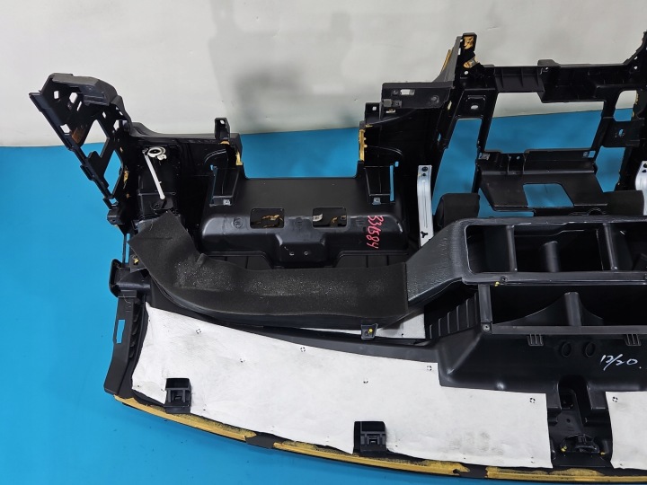 фото №11, Торпедо раздаточная подушка пассажира капот hyundai h1 ii 07-15