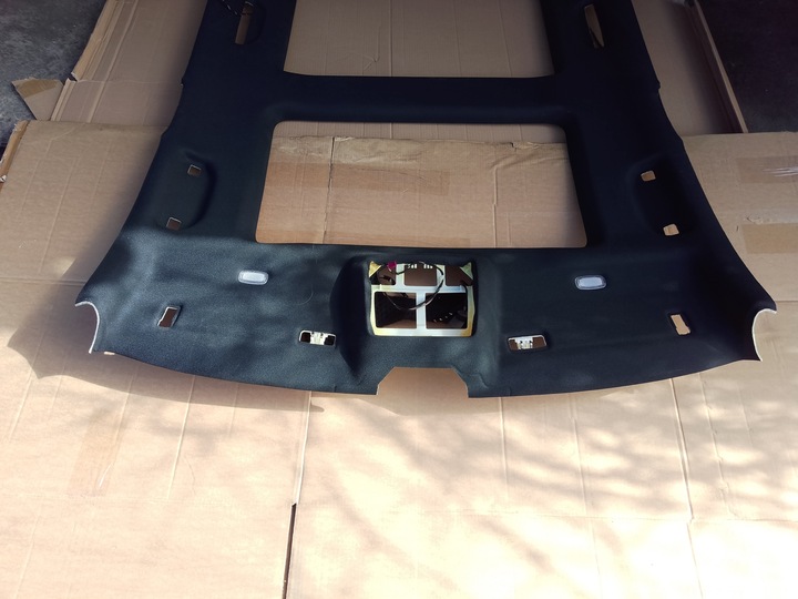 фото №4, Потолок автомобиля потолок обивка mercedes gle w166