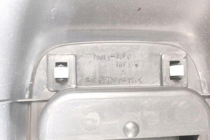 фото №9, Консоль капот suzuki ignis mf 7581178f0 1.3l бензин 66kw 2002