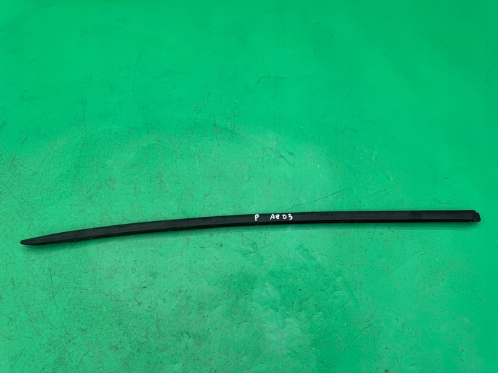 фото №1, Планка скла передній лобовий права audi a8 d3 02-