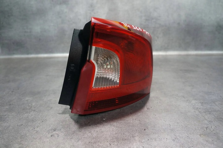 фото №7, Лампа праві зад задня volvo s60 ii 30796268