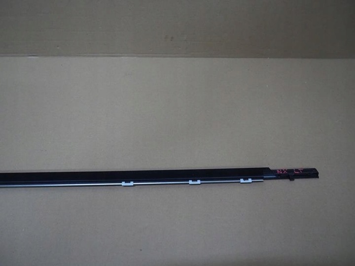 фото №7, Планка накладка дверь уплотнитель стекла левый зад lexus nx