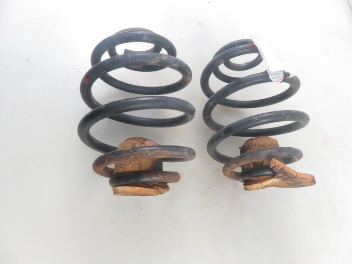 фото №1, Пружины зад saab 900 ii 2.0 turbo комплект