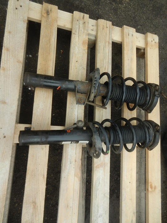 фото №11, Амортизатор лівий правий перед vw caddy iii рестайлінг 10-