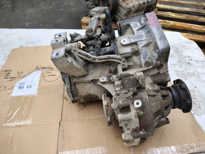 фото №9, Кпп 5 кпп / коробка передач mlt volkswagen caddy 3 iii 1.6 tdi