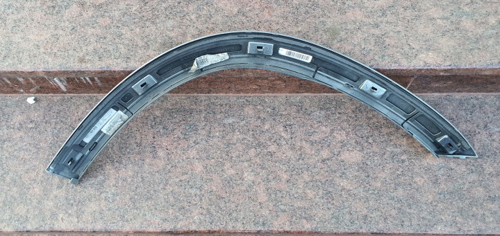 фото №14, Mercedes gle v167 167 amg 2019-23 молдинг na крило перед ліва i права 2x