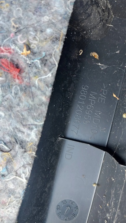 фото №5, Peugeot 308 t9 обшивка обивка крышки багажника