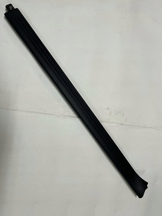 фото №1, Audi оригінальний номер 8l3853906 планка порогова