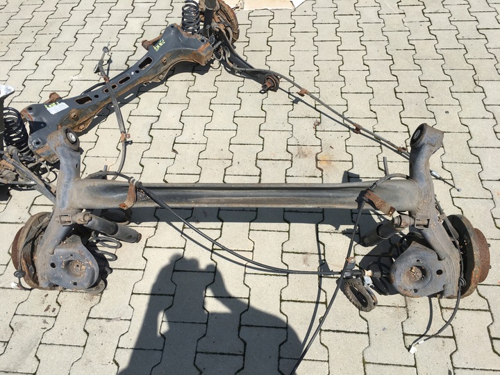 фото №5, Hyundai i20 i 08-15 балка подвешивание задняя зад