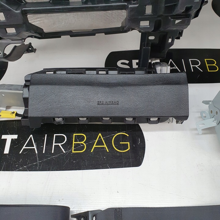 фото №7, Cx30 панель консоль подушки ремені подушка безпеки