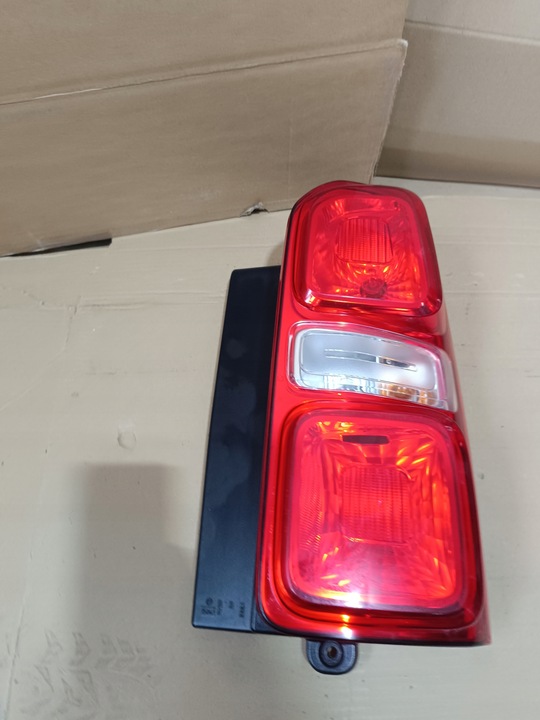 фото №6, Лампа зад правая proace expert jumpy traveler iii