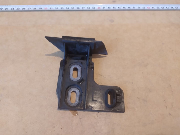 фото №1, Тримач кріплення бампера лівий перед audi a8 iii 4h d4 2009-2014