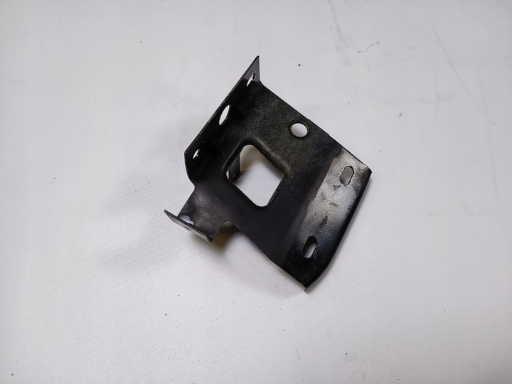 фото №5, Кронштейн крепление крыльев правые зад corvette c5