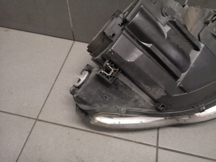 фото №12, Лампа ксенон лівий перед audi a4 b7 eu 8e0941003am