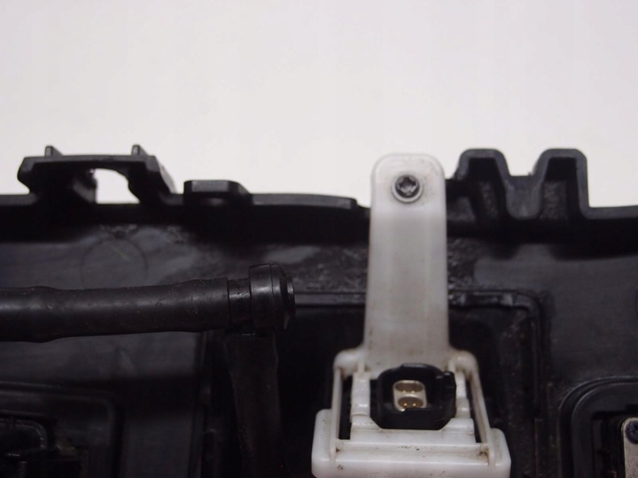 фото №14, Планка камера led крышки evoque ii k8d2-404c42-a