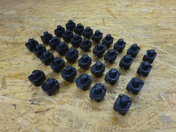 фото №11, Audi a3 8p 03-12 переключатель регулировка зеркал 8e0959565