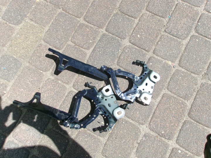 фото №1, Петли капота mini cooper s r55 r56 рестайлинг 2023 r