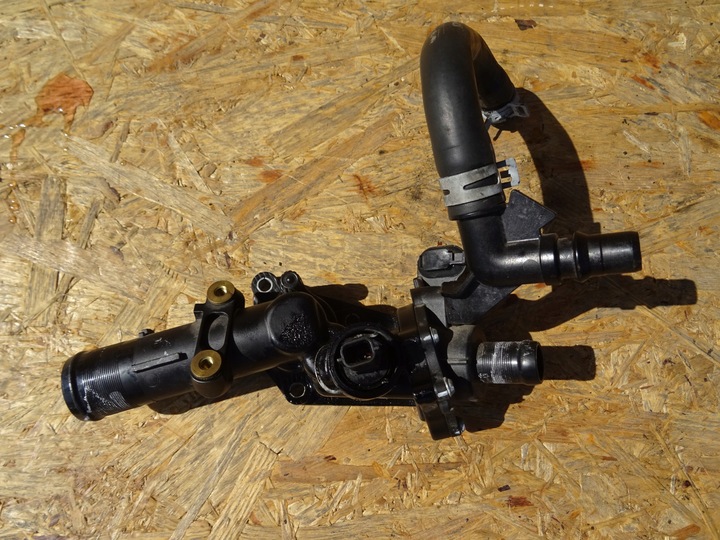 фото №1, B класс w246 1.5 dci корпус термостата штуцер