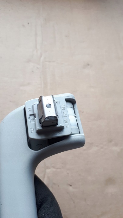 фото №6, S4 b8 рестайлінг a4 ручка стеля ліва лівий зад