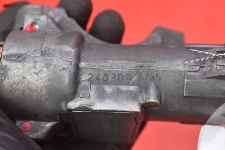 фото №8, Замок зажигания ключ 4b0905851c skoda fabia 2 ii 1.4 tdi 69 km 07-10