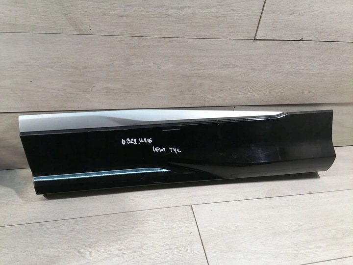 фото №1, Urus планка дверь левый зад 4ml853969