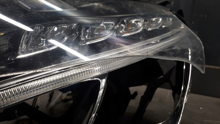 фото №11, A2059063104 фара перед led левая mercedes c класс w205