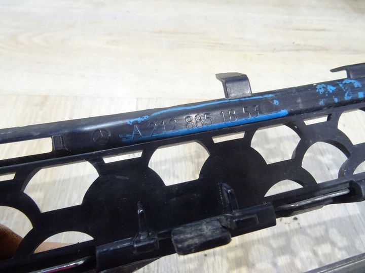 фото №8, Решётка правая mercedes eklasa 212 amg a2128851853