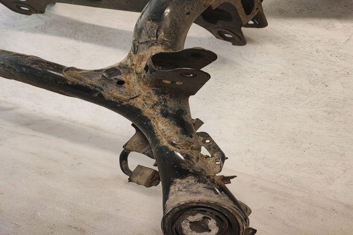 фото №11, Подрамник задние audi q7 4m 4m0500025 4.0l дизель 320kw 2018