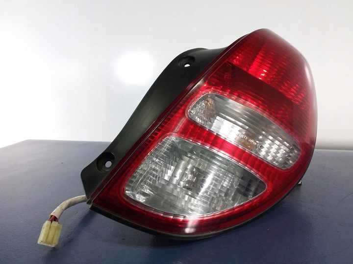 фото №1, Daihatsu sirion i рестайлінг лампа задня права