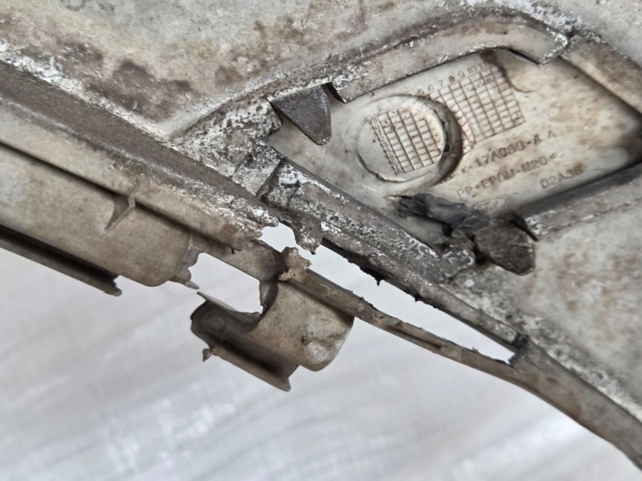 фото №11, Ford c-max ii 2009- бампер перед передній am51-r17k819-v