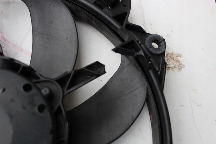 фото №3, Renault megane iii вентилятор радиатор 1.4 tce вентилятор