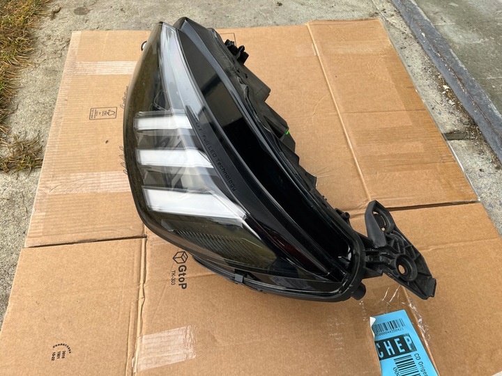 фото №7, Peugeot 208 ii - лампа повний led ліва 98 231 941 80