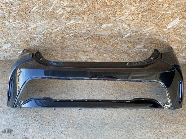 фото №1, Бампер зад задний toyota corolla e18 e210 19- hb