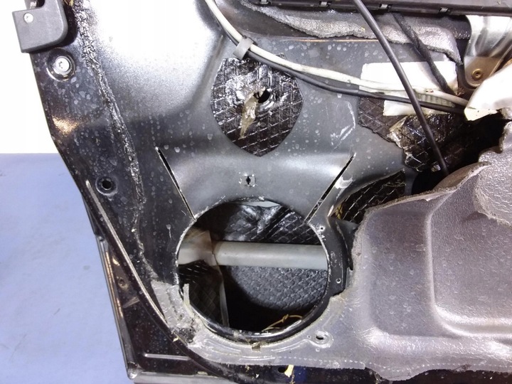 фото №15, Mercedes c w203 купе дверь перед левая 197