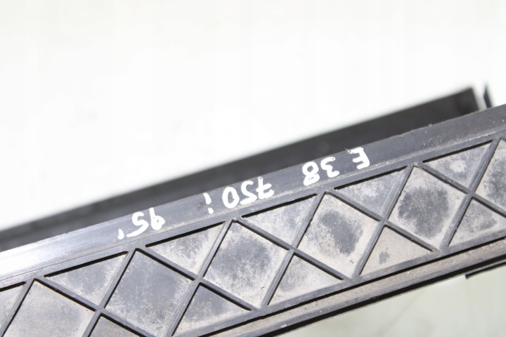 фото №6, Касета рамка кріплення радіатор корпус bmw 7 e38 750i m73 1737826