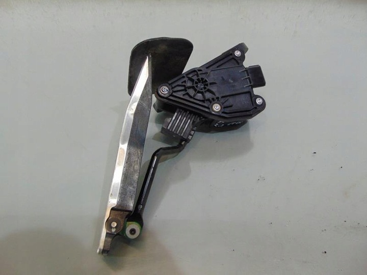 фото №1, Педаль газа потенциометр civic ufo viii 2.2 дизель с турбонаддувом и прямым впрыском