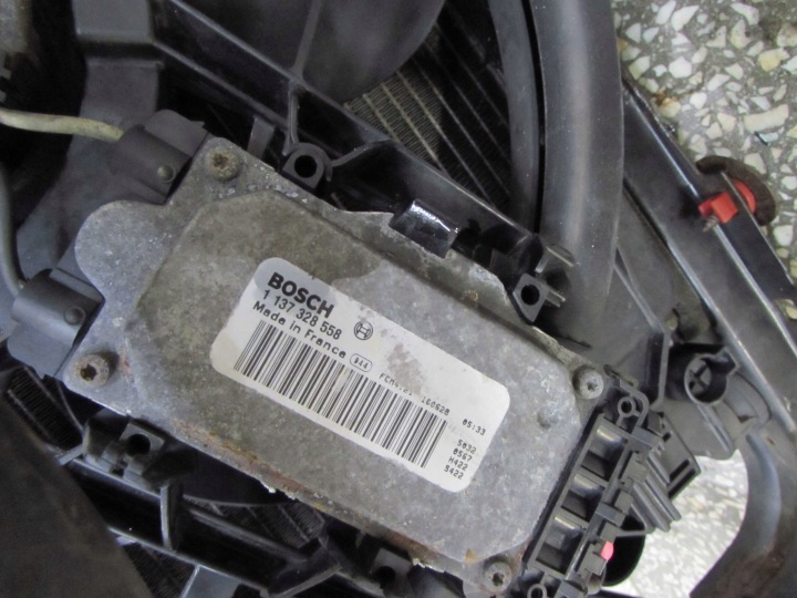 фото №9, Volvo c30 s40 v50 c70 рестайлинг 1.6 d2 радиатор вентиляторы 3m5h8005tl