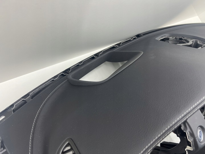 фото №7, Оригінал консоль + 3x подушка безпеки mercedes c-klasa w205 рестайлінг 18-21 шкіра проекційний дисплей