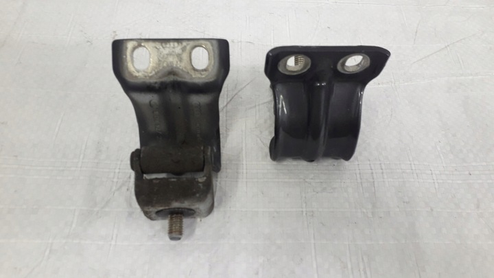 фото №16, Петля крышки багажника audi a3 8l 8d9827299