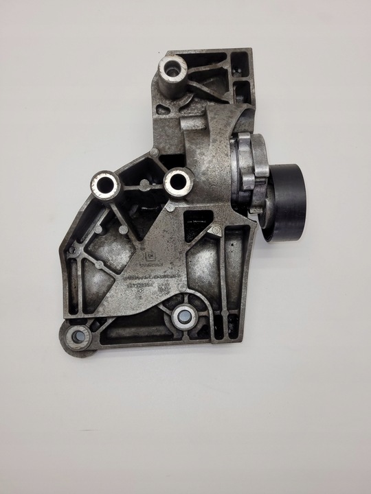 фото №1, Лапи генератора insignia astra 2.0 cdti a20dth