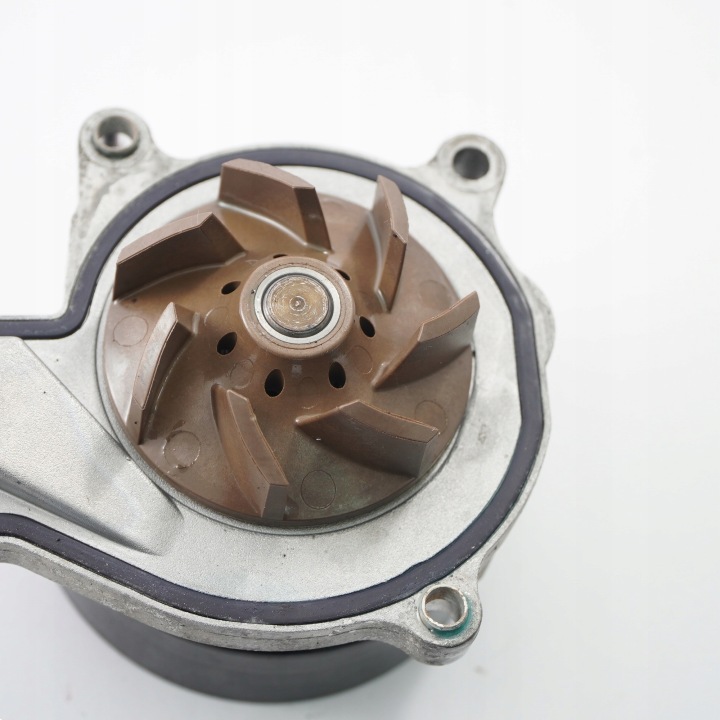 фото №11, Bmw f45 f46 f48 mini f56 f60 b47 дизель водяна помпа  8591069