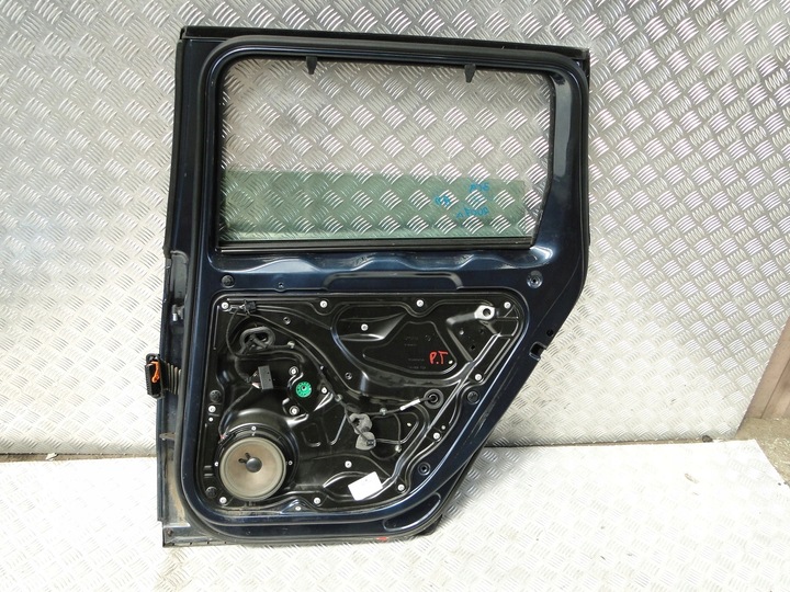 фото №7, Двері праві зад vw passat b6 3c 3c9 універсал lc5f