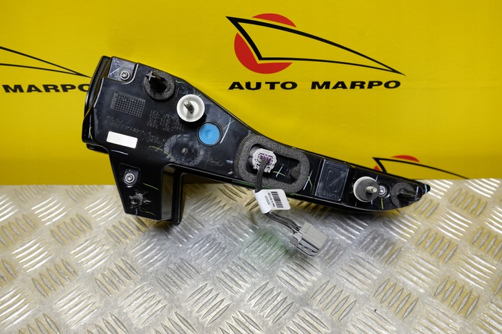 фото №12, Ford mustang mach-e 2021- лампа кришки зад права led usa