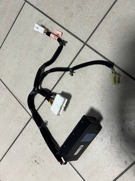 фото №1, Kia optima jf универсал 16-19 модуль жгут сиденья передней 88553-d4010