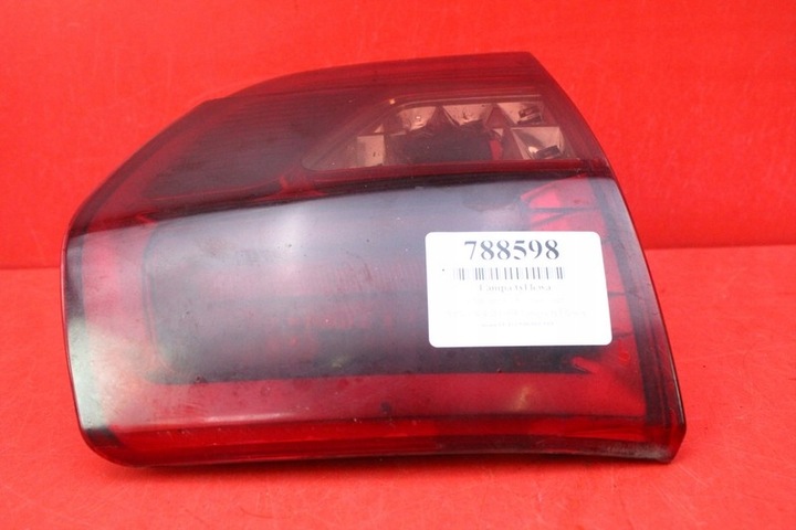 фото №6, Лампа ліва зад задня 9681074380 citroen c5 ii x7 iii універсал 08-17